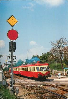 CPSM FRANCE 87 " Limoges, Un autorail X 2400".