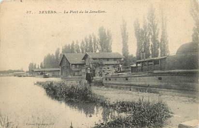 CPA FRANCE 58 "Nevers, Le Port de la Jonction"