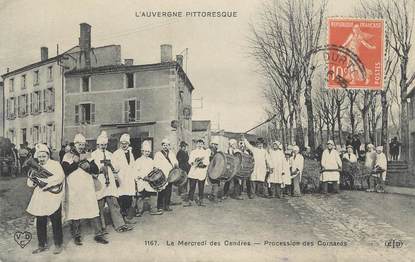 CPA FRANCE 63 "Auvergne, Le mercredi des Cendres, La procession des Cornards". / FOLKLORE