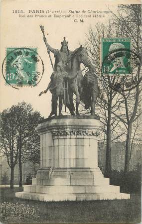 CPA FRANCE 75 "Paris 4ème, Statue de Charlemagne". / ANCIEN ROI DES FRANCS