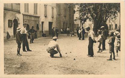 CPA FRANCE 04 " Moustiers Ste Marie", Joueurs de boules".