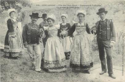 CPA FRANCE 29 "Concarneau, Fête des fillets bleus, Concours de costumes". / FOLKLORE