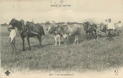 CPA FRANCE 58 " Scène du centre, Les Moissonneurs"/ FOLKLORE / TYPE DU CENTRE