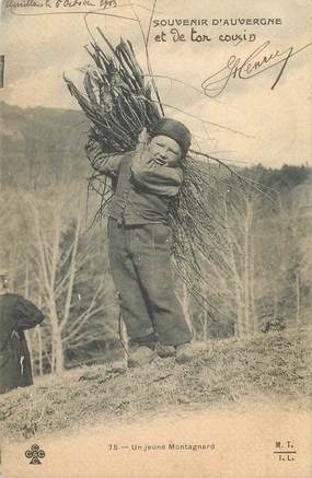 CPA FRANCE 63 "En Auvergne, Un jeune montagnard". / FOLKLORE