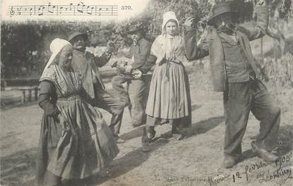 CPA FRANCE 63 "En Auvergne, Des danseurs". / FOLKLORE