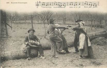 CPA FRANCE 63 "En Auvergne, Des danseurs". / FOLKLORE