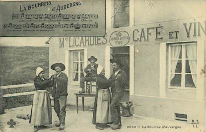 CPA FRANCE 63 "En Auvergne, Des danseurs". / FOLKLORE