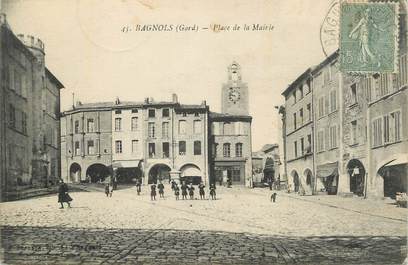 CPA FRANCE 30 " Bagnols sur Cèze, Place de la Mairie".