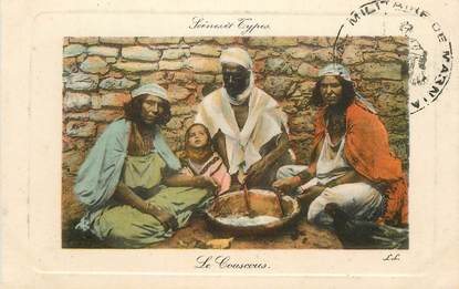 CPA ALGERIE "Le Couscous" / ORIENTALISME / SCÈNES ET TYPES 