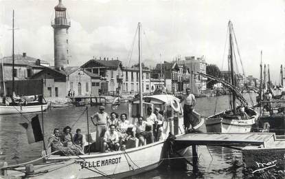 CPSM FRANCE 30 " Le Grau du Roi, Promenade en mer".