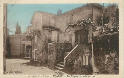 CPA FRANCE 30 " Mialet, Le temple et coin de rue".