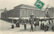 30 Gard CPA FRANCE 30 "Nimes, Le marché couvert".