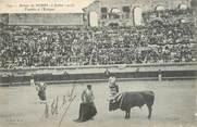 30 Gard CPA FRANCE 30 "Nimes, Les arènes". / CORRIDA