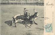 30 Gard CPA FRANCE 30 "Nimes, Course de taureaux, une chuteé". / CORRIDA