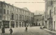 30 Gard CPA FRANCE 30 "Pont St Esprit, Place de l'Hôtel de Ville".