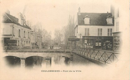 CPA FRANCE 77 "Coulommiers, Pont de la Ville"