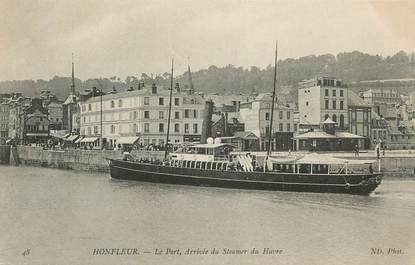 CPA FRANCE 14 " Honfleur, Le port , l'arrivée du Steamer du Hâvre".
