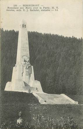 CPA FRANCE 88 " Remiremont, Le monument aux morts".