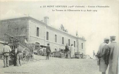 CPA FRANCE 84 " Le Mont Ventoux, Courses d'automobiles, La terrasse de l'observatoire".