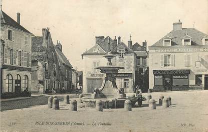 CPA FRANCE 89 "Isle sur Serein, la Fontaine"