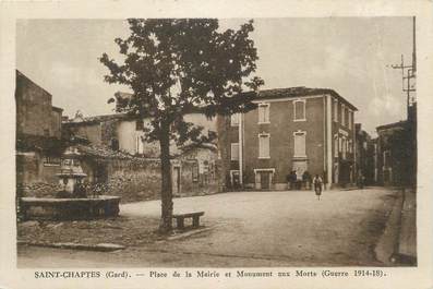 CPA FRANCE 30 "St Chaptes, Place de la Mairie et monument aux morts".