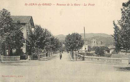 CPA FRANCE 30 " St Jean du Gard, Avenue de la Gare, le pont".