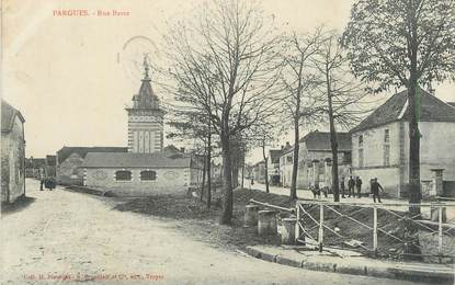 CPA FRANCE 10 " Pargues, Rue Basse".