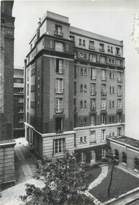 CPSM FRANCE 75 " Paris 15ème, Le foyer des infirmières de la Croix Rouge Française".