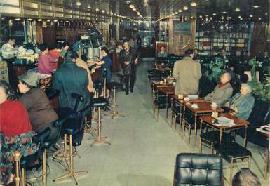 CPSM FRANCE 75 " Paris 8ème, Le snack du drugstore des Champs Elysées".