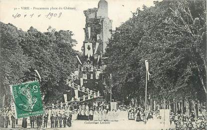 CPA FRANCE 14 " Vire, Procession Place du Château".