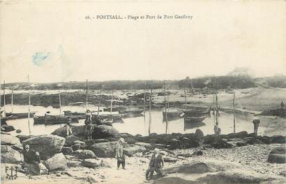 CPA FRANCE 29 "Portsall, Plage et port Geoffroy".
