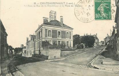 CPA FRANCE 37 "Chateaurenault, le Pont, la rue de la République et Place du Théâtre"