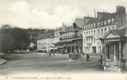 CPA FRANCE 76 "Caudebec en Caux, le quai et les Hotels"