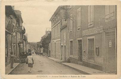 CPA FRANCE 46 " Gourdon, Avenue Gambetta et bureau de Poste".
