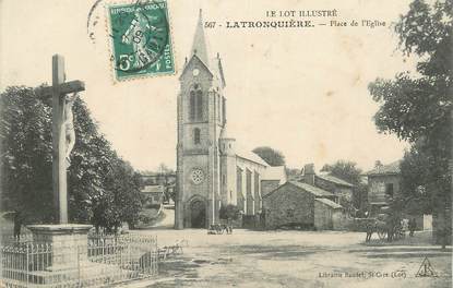 CPA FRANCE 46 "Latronquière, Place de l'église".