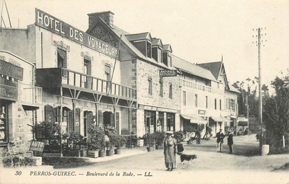 CPA FRANCE 22 "Perros Guirec, boulevard de la rade"