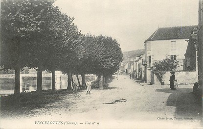 CPA FRANCE 89 "Vincelottes, une rue"