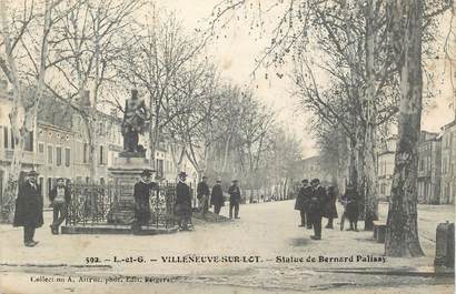CPA FRANCE 47 " Villeneuve sur Lot, Statue de Bernard Palissy".