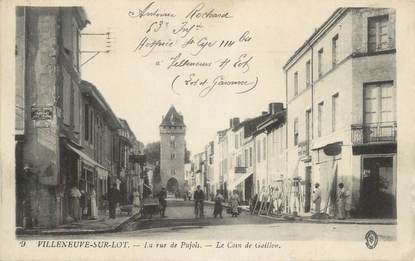 CPA FRANCE 47 " Villeneuve sur Lot, La rue de Pujols".