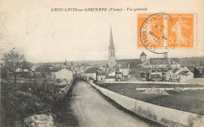 CPA FRANCE 86 "Saint Savin sur Gartempe, vue générale"