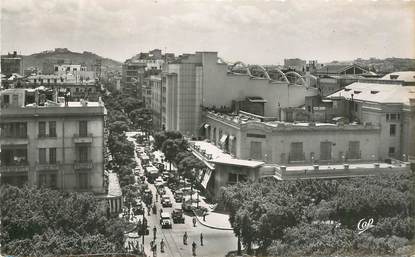 CPSM TUNISIE "Tunis, avenue de Carthage et le grand Café du Casino"