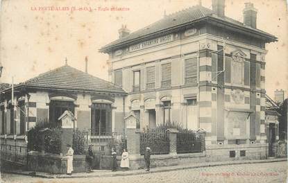 CPA FRANCE 91 " La Ferté Alais, Ecole enfantine".