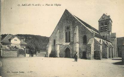 CPA FRANCE 91 " Saclas, Place de l'église".