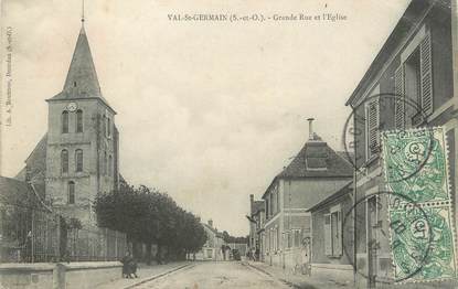 CPA FRANCE 91 " Val St Germain, Grande rue et l'église".