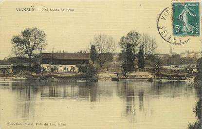 CPA FRANCE 91 "Vigneux, Les bords de l'eau".