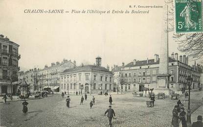 CPA FRANCE 71 " Chalon sur Saône, Place de l'Obélisque et entrée du Boulevard".