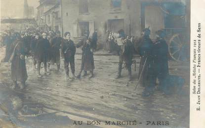 CPA PUBLICITE / Au Bon Marché / TABLEAU / Salon  des Artistes français  1912 / Sens (89)