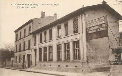 CPA FRANCE 69 " Villeurbanne, Rue Victor Hugo".