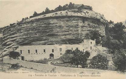 CPA FRANCE 84 "Fontaine de Vaucluse, Habitations troglodytes modernes".