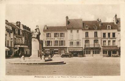 CPA FRANCE 45 " Pithiviers, Place du Martroi, le monument aux morts".